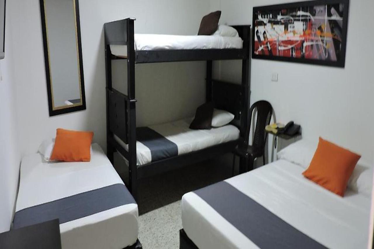 מדיין Hotel Jc 43 מראה חיצוני תמונה